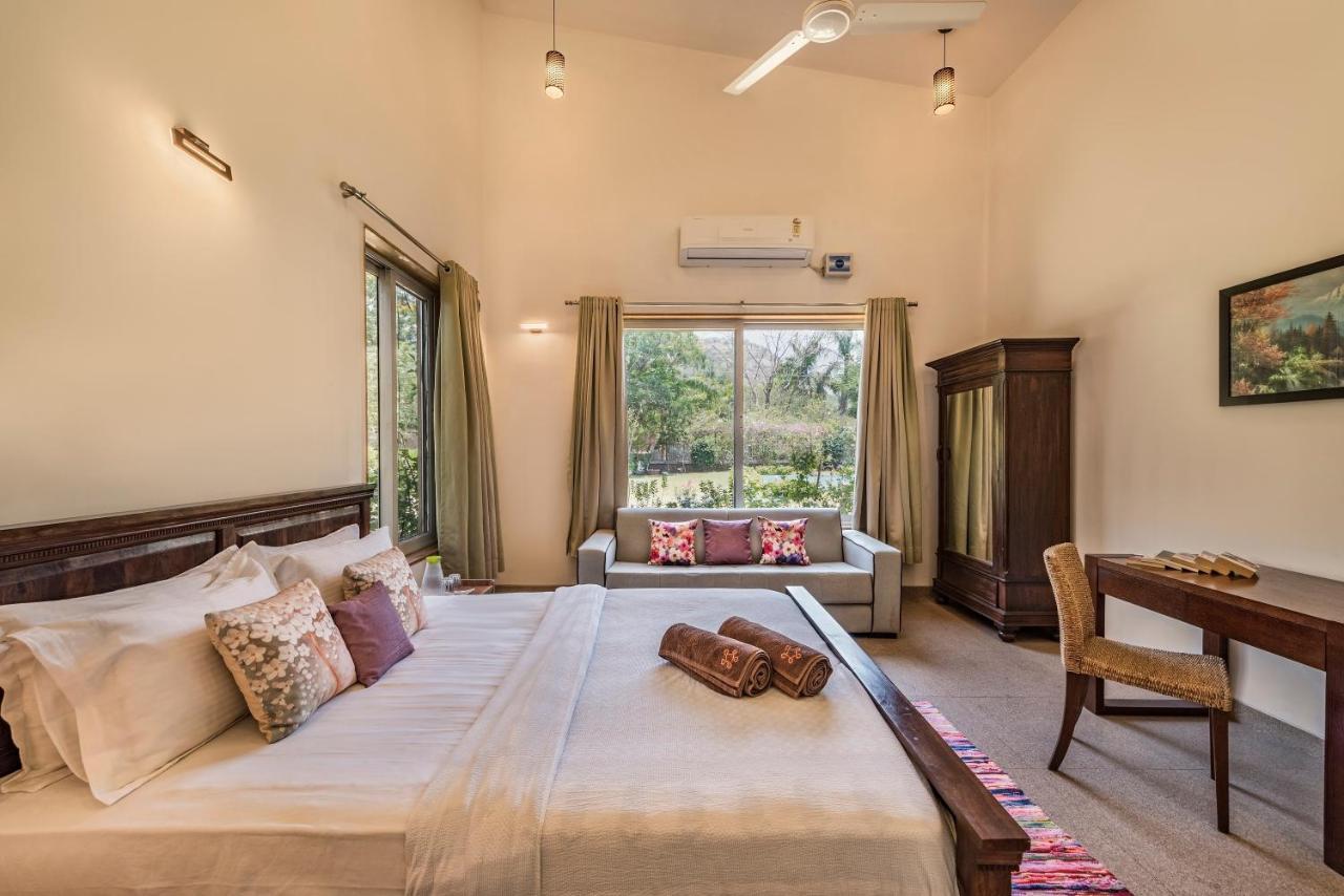 Saffronstays Roselle, Malavli - Pet-Friendly Pool Villa With Modern Interiors Lonavala Exterior photo